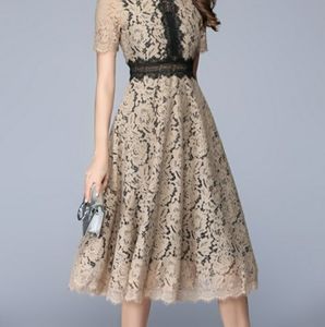 NWT Black/Beige Short Sleeve Lace Midi Dress Sz 8